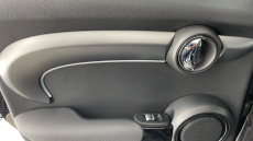 MINI Hatchback 1.5 Cooper Exclusive Premium 5dr Petrol Hatchback